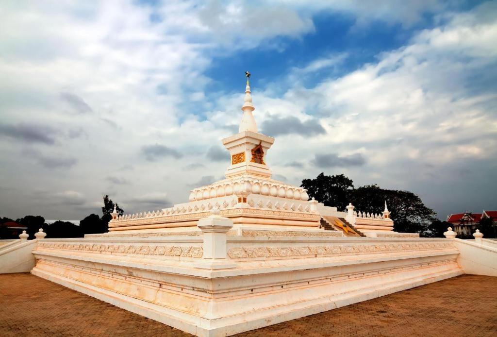 Leuxay Hotel Vientiane Eksteriør billede