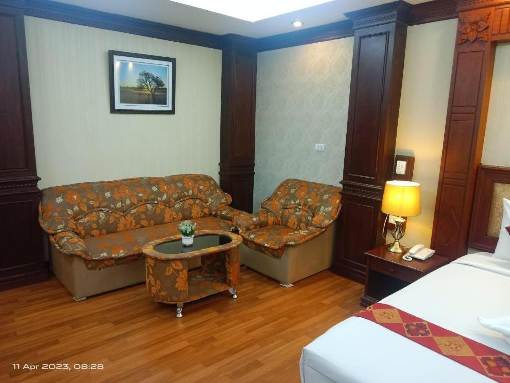 Leuxay Hotel Vientiane Eksteriør billede